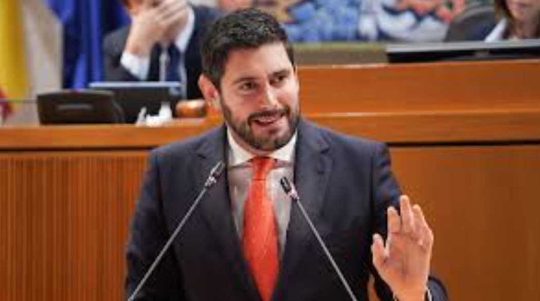 S’afoga la iniciativa de Vox pa eliminar l’aragones y lo catalán en Aragón
